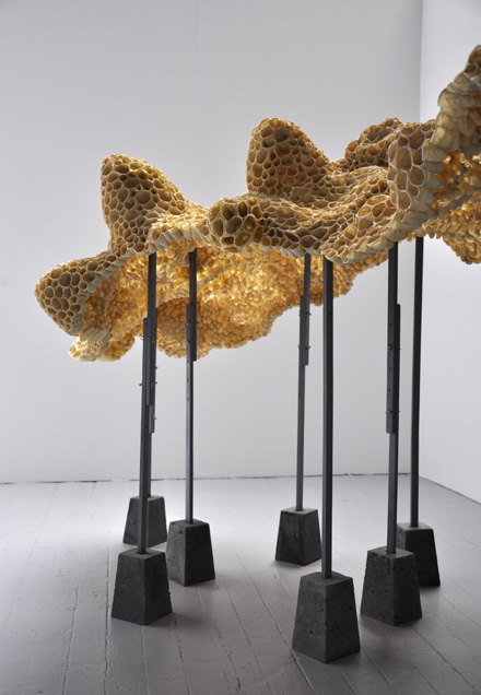 Pia Männikkö: Some people knit, 2010 Some people knit, 2010